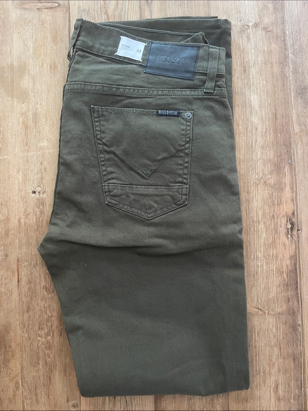 NEW Hudson Byron Straight Pants 33